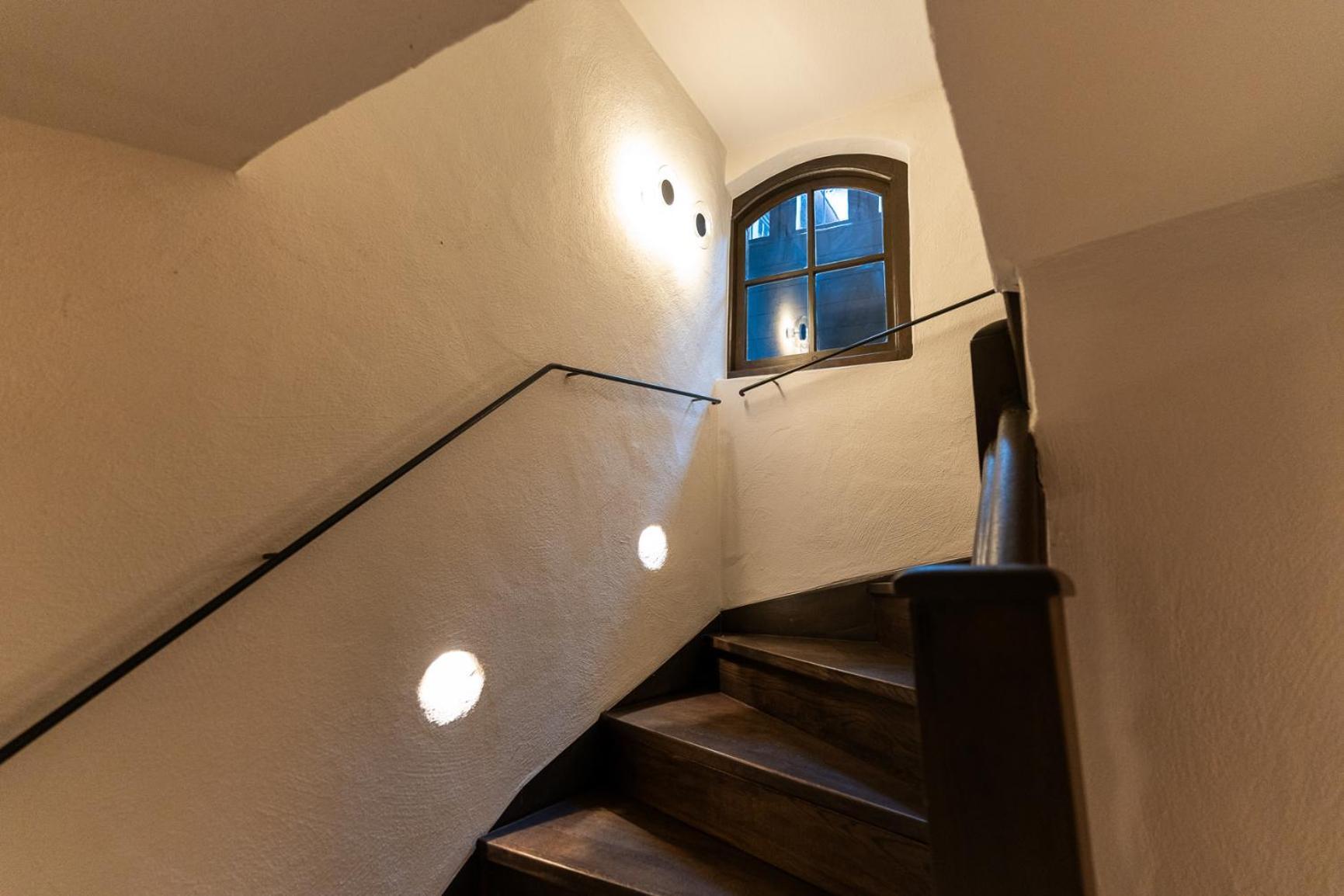 Wunderschoenes Altbaujuwel In Ruhiger Innenstadtlage Augsburg Exterior foto